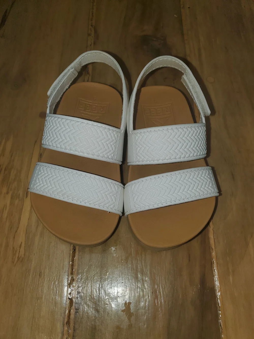 Reef Kids White Strap Sandals with Tan Sole Size 5 Toddler